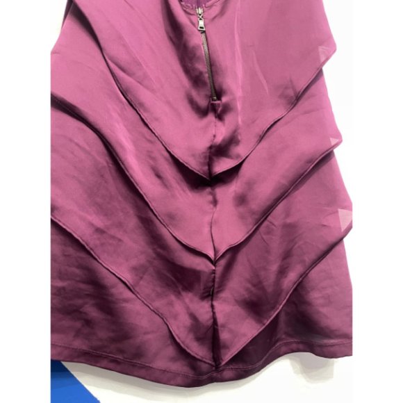 Fabulous Cynthia Rowley Tank Top: Flirty Flutter Design in Plum - Size 3X! - Picture 4 of 6